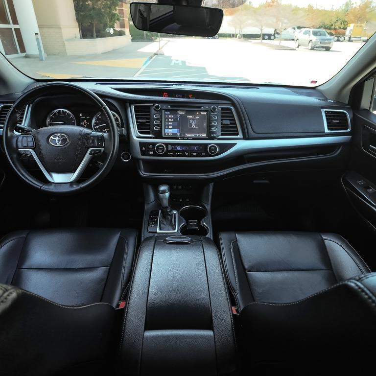 used 2019 Toyota Highlander car, priced at $23,598