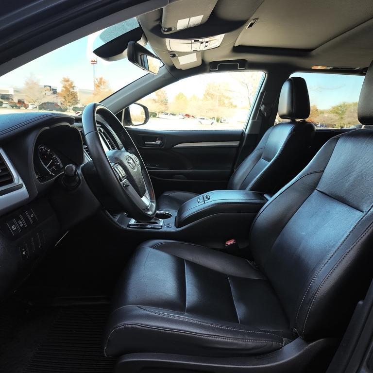 used 2019 Toyota Highlander car, priced at $23,598