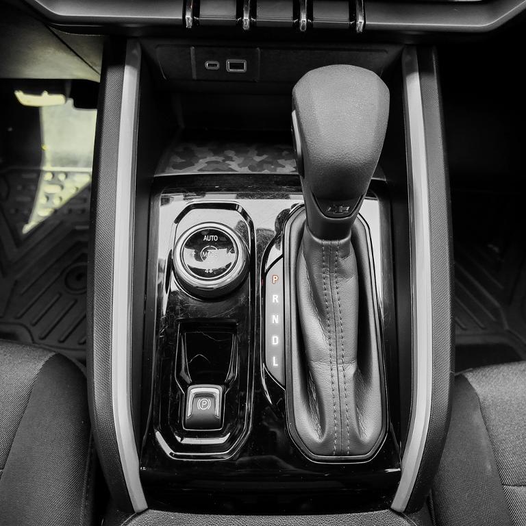 used 2023 Chevrolet Colorado car, priced at $34,984