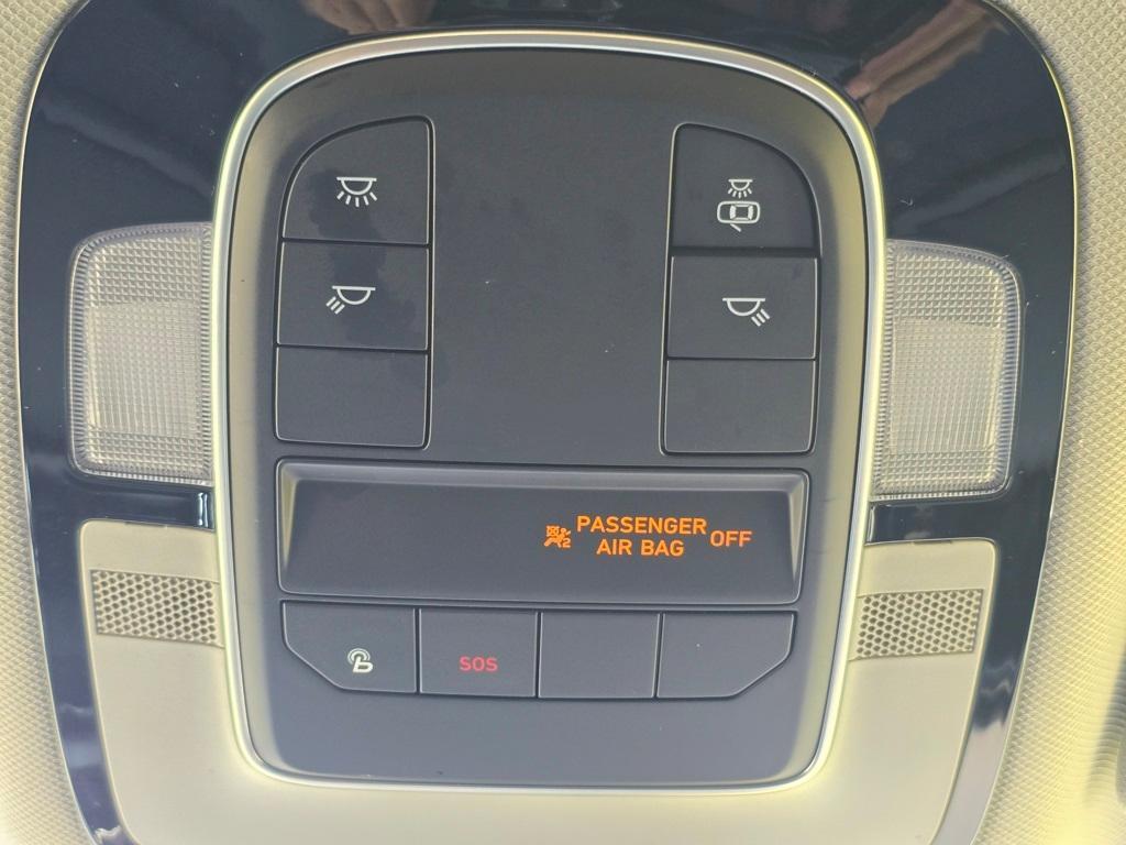 used 2022 Hyundai Santa Fe car, priced at $21,598