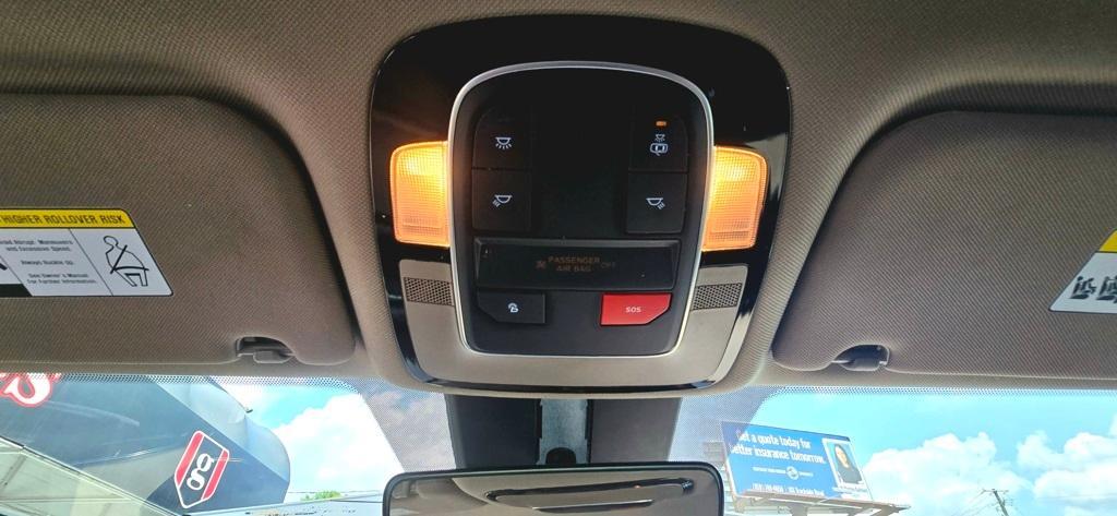 used 2023 Hyundai Santa Fe car, priced at $19,898