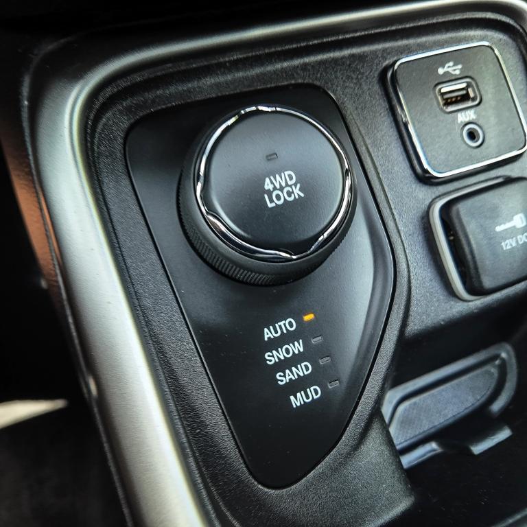 used 2018 Jeep Compass car, priced at $14,984