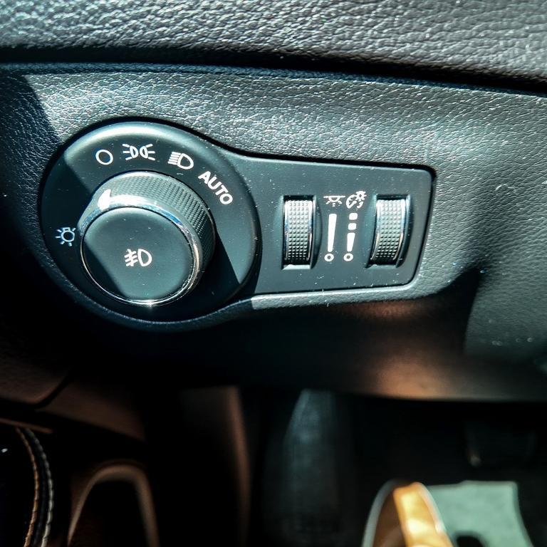 used 2018 Jeep Compass car, priced at $14,984