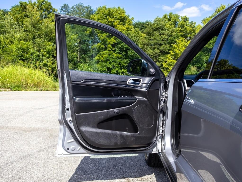 used 2020 Jeep Grand Cherokee car, priced at $19,984
