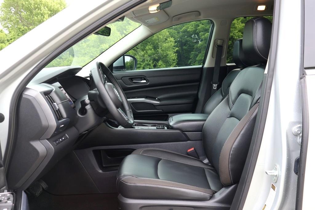 used 2023 Nissan Pathfinder car, priced at $32,499
