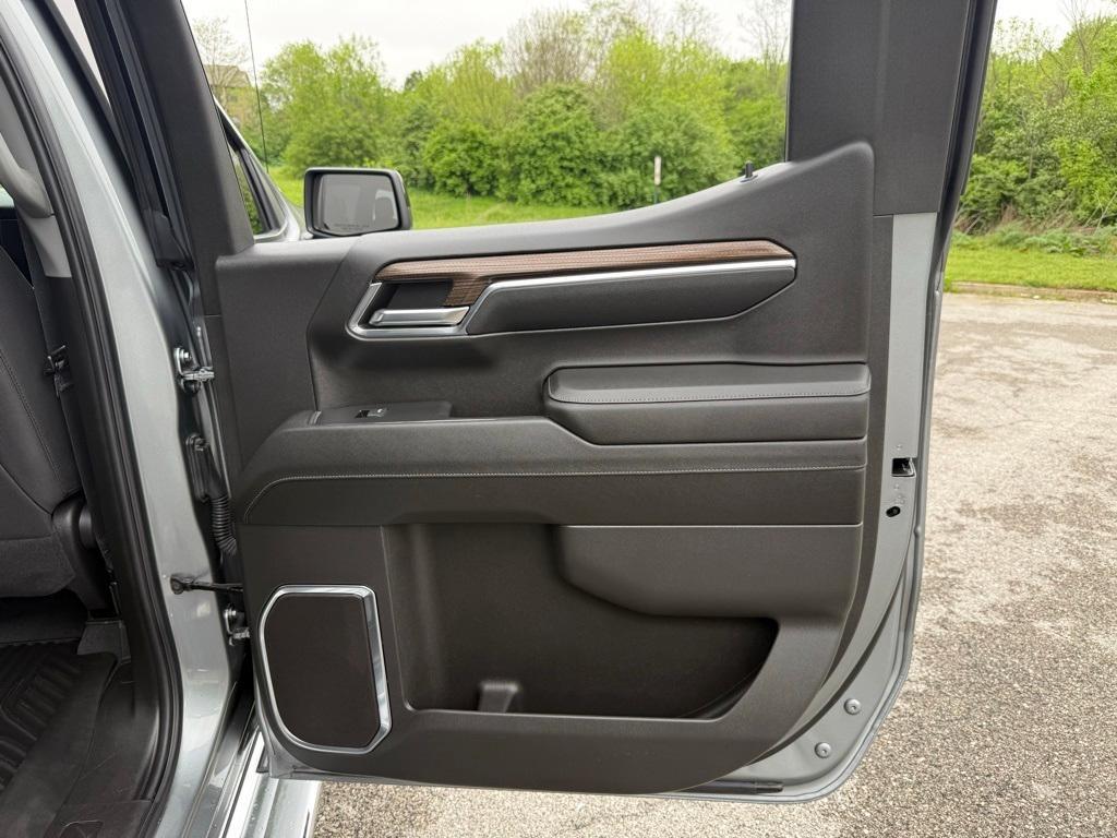 used 2024 Chevrolet Silverado 1500 car, priced at $49,984