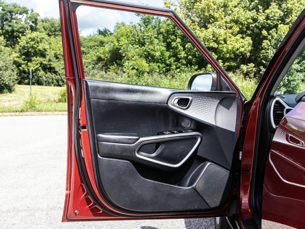 used 2021 Kia Soul car, priced at $10,994