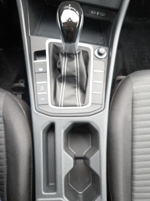 used 2024 Volkswagen Jetta car, priced at $22,244