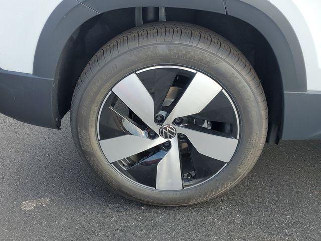 new 2025 Volkswagen Taos car, priced at $28,455