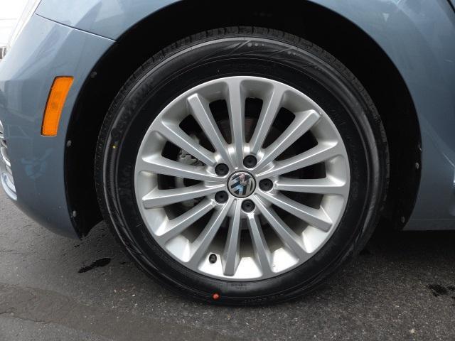 used 2019 Volkswagen Beetle car