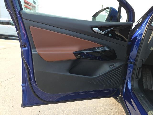 used 2021 Volkswagen ID.4 car, priced at $20,975