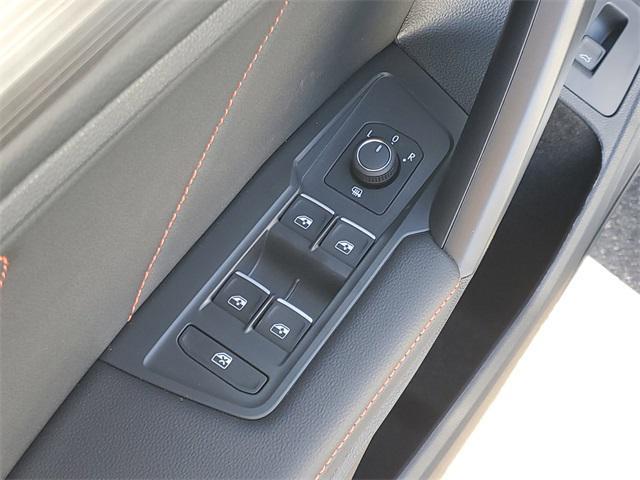 new 2024 Volkswagen Tiguan car, priced at $33,708