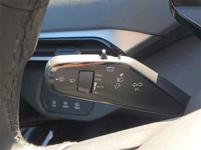 new 2025 Volkswagen ID.4 car, priced at $45,049