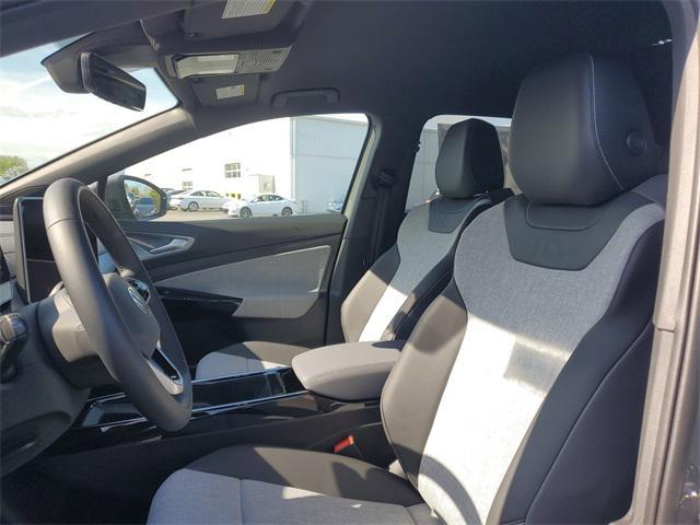 new 2025 Volkswagen ID.4 car, priced at $45,049