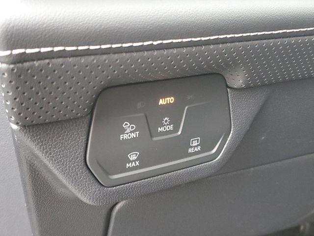 new 2026 Volkswagen Atlas Cross Sport car, priced at $48,868