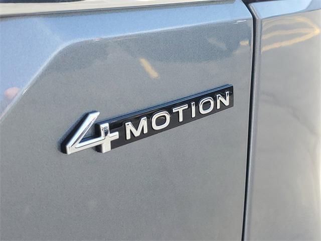 new 2025 Volkswagen Atlas car, priced at $54,875