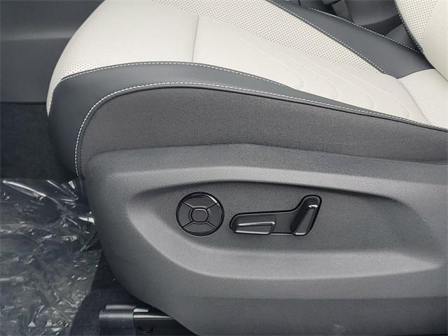 new 2025 Volkswagen Tiguan car, priced at $36,370