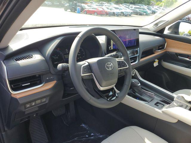 new 2025 Toyota Grand Highlander car, priced at $52,468