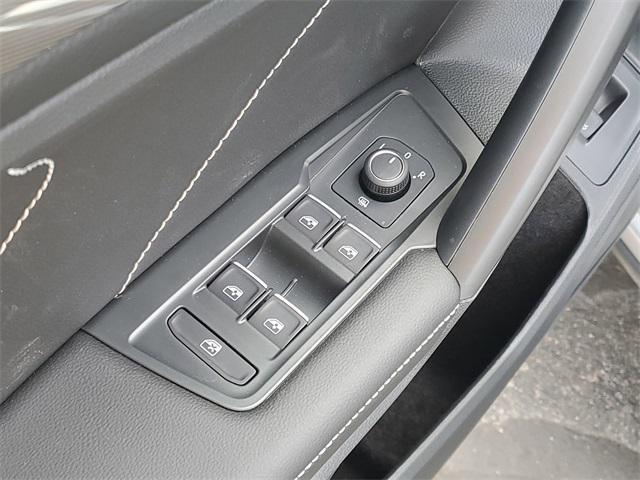 new 2024 Volkswagen Tiguan car, priced at $36,284
