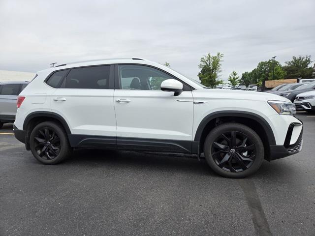 used 2022 Volkswagen Taos car