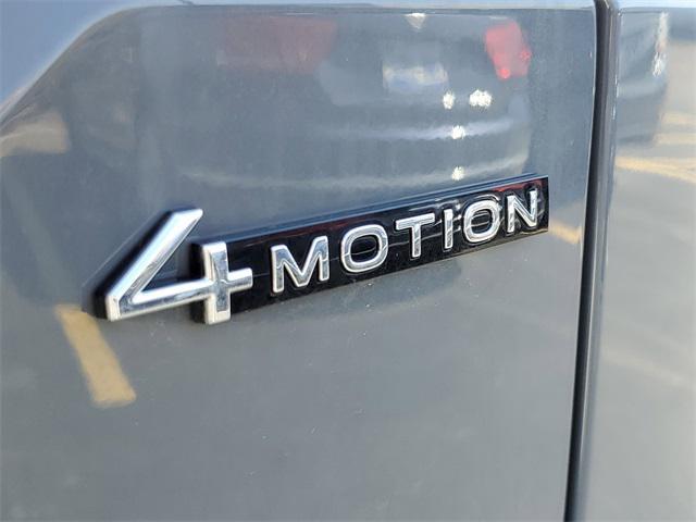 new 2025 Volkswagen Atlas car, priced at $48,705