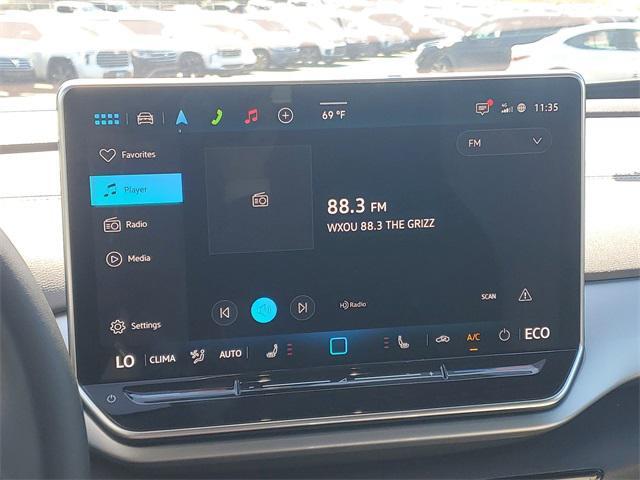 new 2025 Volkswagen ID.4 car, priced at $44,904