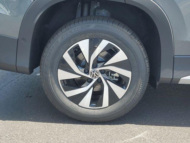 new 2025 Volkswagen Tiguan car, priced at $32,371