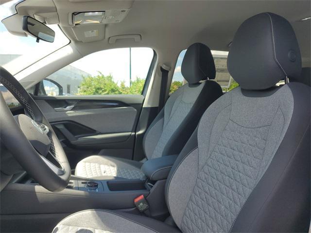 new 2025 Volkswagen Tiguan car, priced at $32,371
