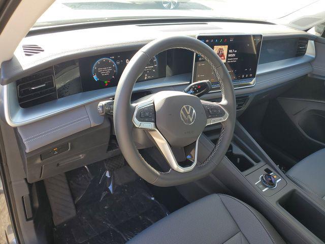 new 2025 Volkswagen Tiguan car