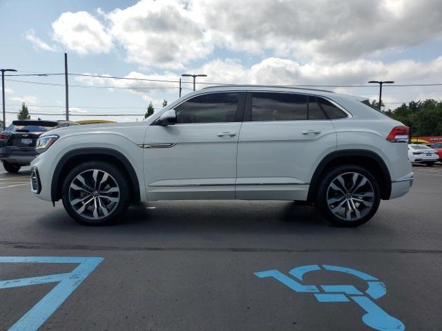 used 2021 Volkswagen Atlas Cross Sport car, priced at $26,523