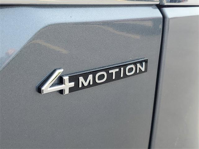 new 2025 Volkswagen Atlas car, priced at $41,038