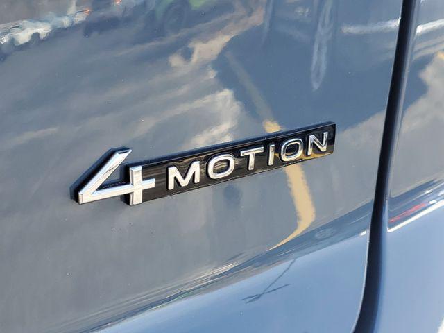 new 2024 Volkswagen Atlas Cross Sport car, priced at $51,821