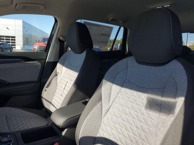 new 2025 Volkswagen Tiguan car, priced at $32,275