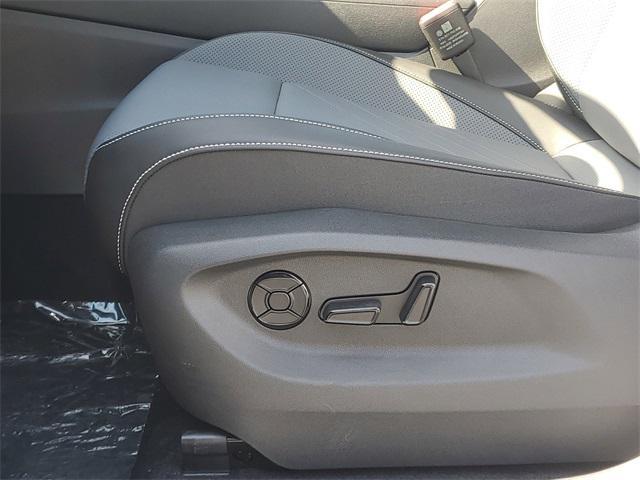 new 2025 Volkswagen Tiguan car, priced at $38,895