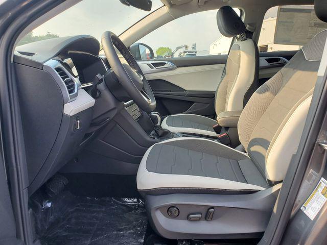 new 2025 Volkswagen Taos car, priced at $31,040