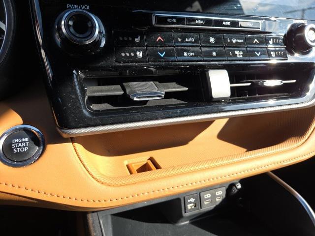 used 2022 Toyota Highlander car, priced at $42,537