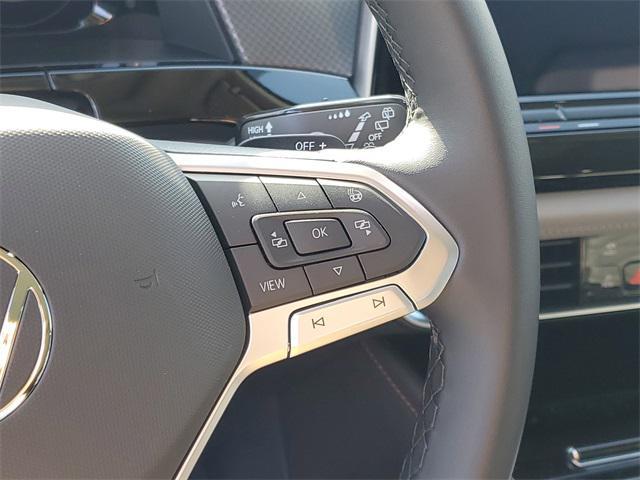 new 2025 Volkswagen Atlas car, priced at $48,124