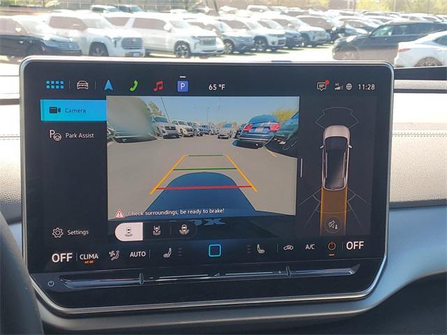 new 2025 Volkswagen ID.4 car, priced at $44,904