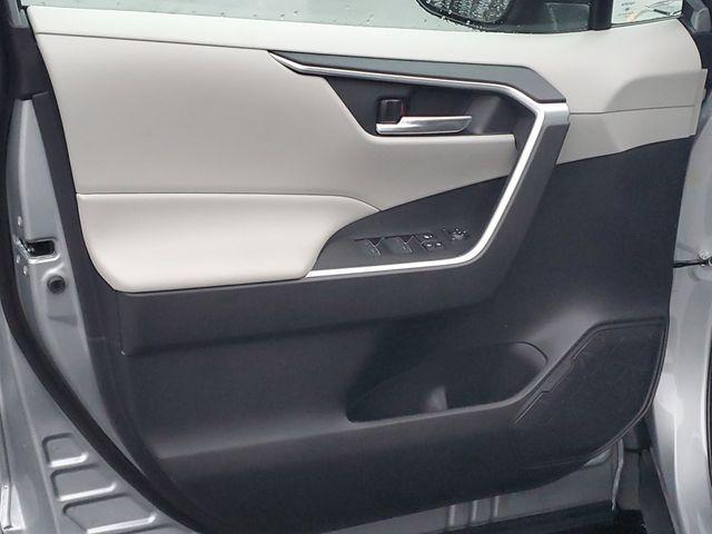 new 2025 Toyota RAV4 car, priced at $34,736