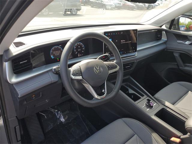 new 2025 Volkswagen Tiguan car, priced at $36,653