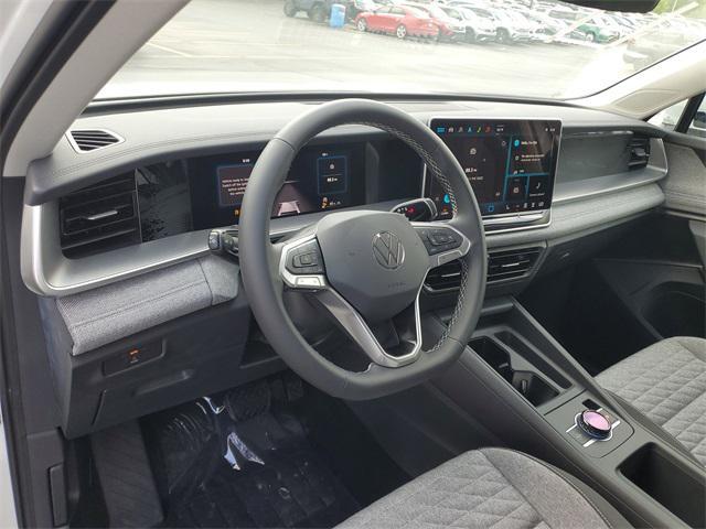 new 2025 Volkswagen Tiguan car, priced at $32,998