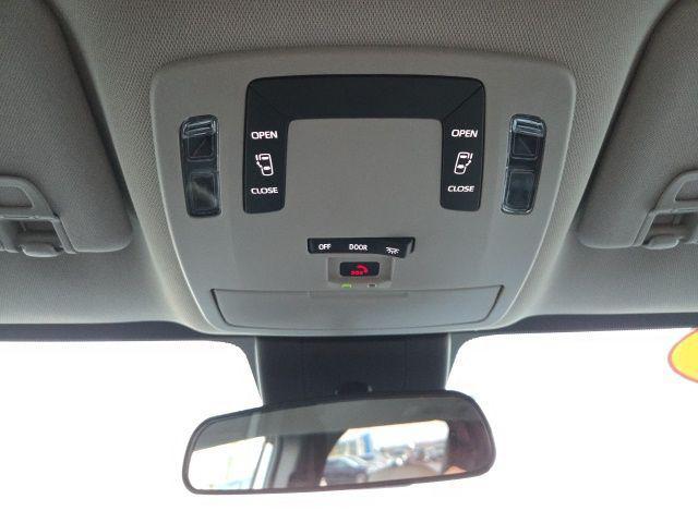 used 2025 Toyota Sienna car, priced at $39,500