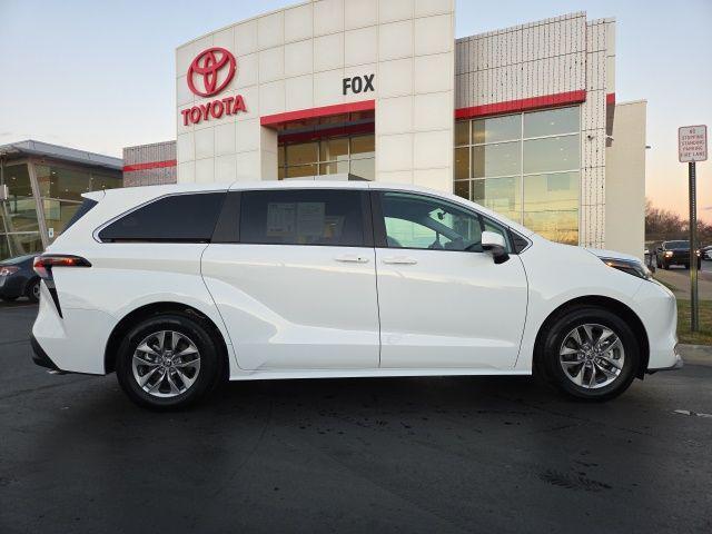 used 2025 Toyota Sienna car, priced at $39,500