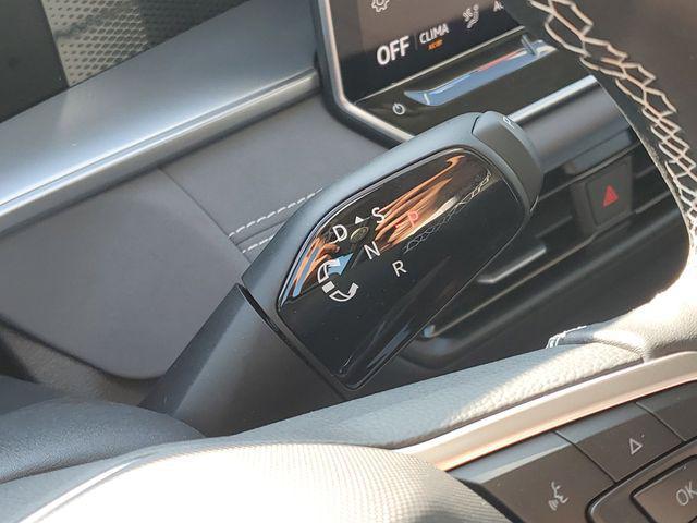 new 2025 Volkswagen Tiguan car, priced at $33,680