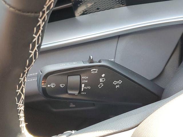 new 2025 Volkswagen Tiguan car, priced at $33,680