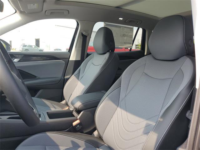 new 2025 Volkswagen Tiguan car, priced at $38,291