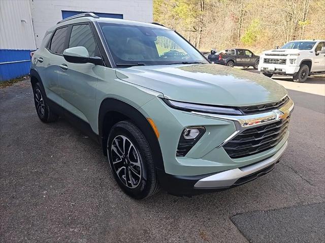 new 2025 Chevrolet TrailBlazer car, priced at $30,480