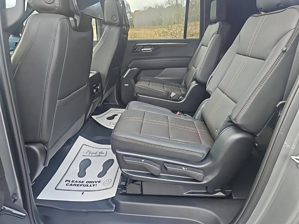 new 2026 Chevrolet Suburban car, priced at $92,675