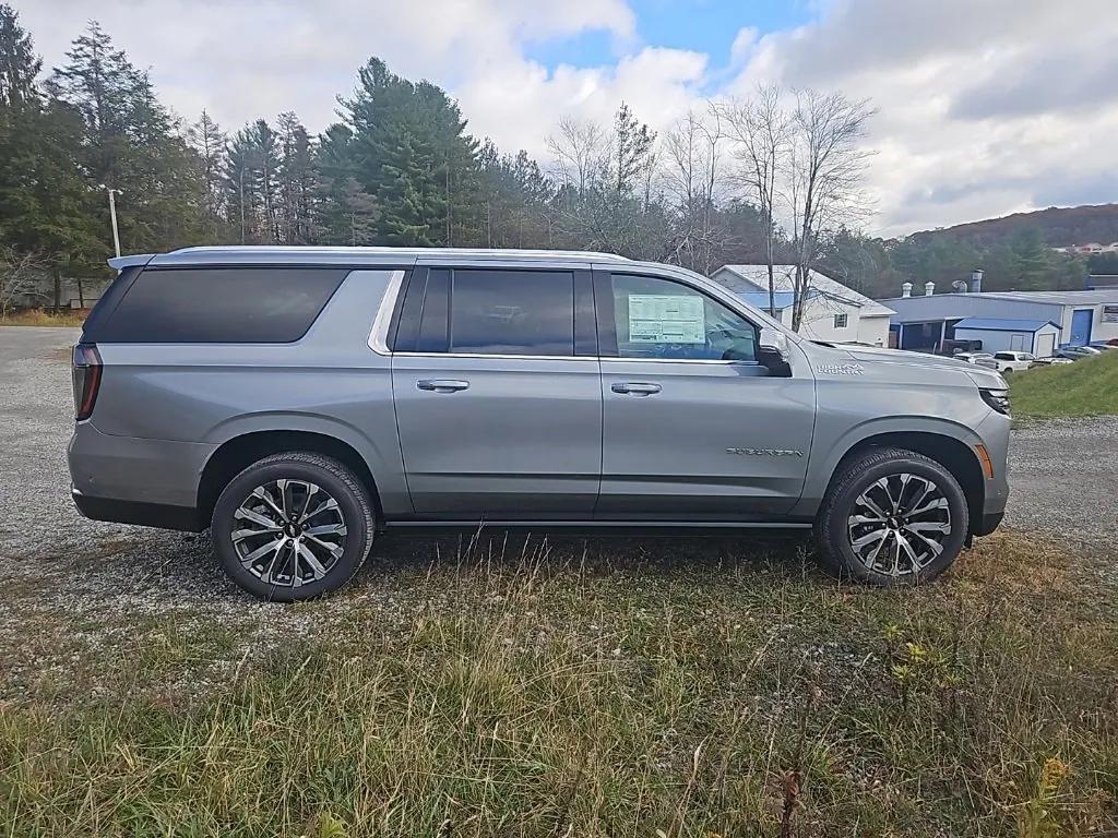 new 2026 Chevrolet Suburban car, priced at $92,675