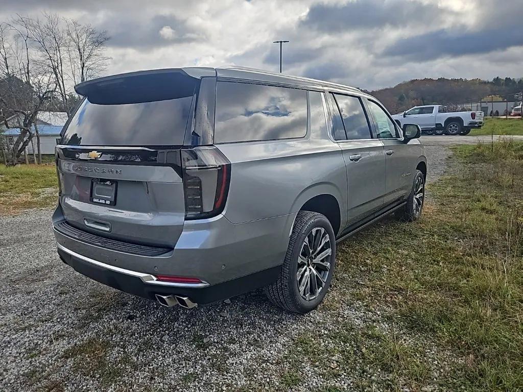 new 2026 Chevrolet Suburban car, priced at $92,675